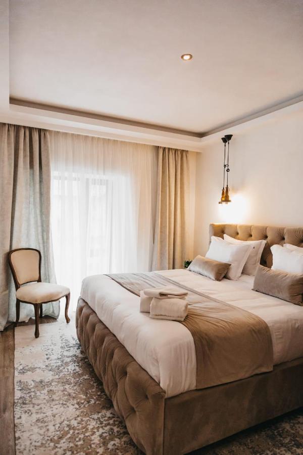 The Berg'S 2 Otel Ocna Mures Dış mekan fotoğraf